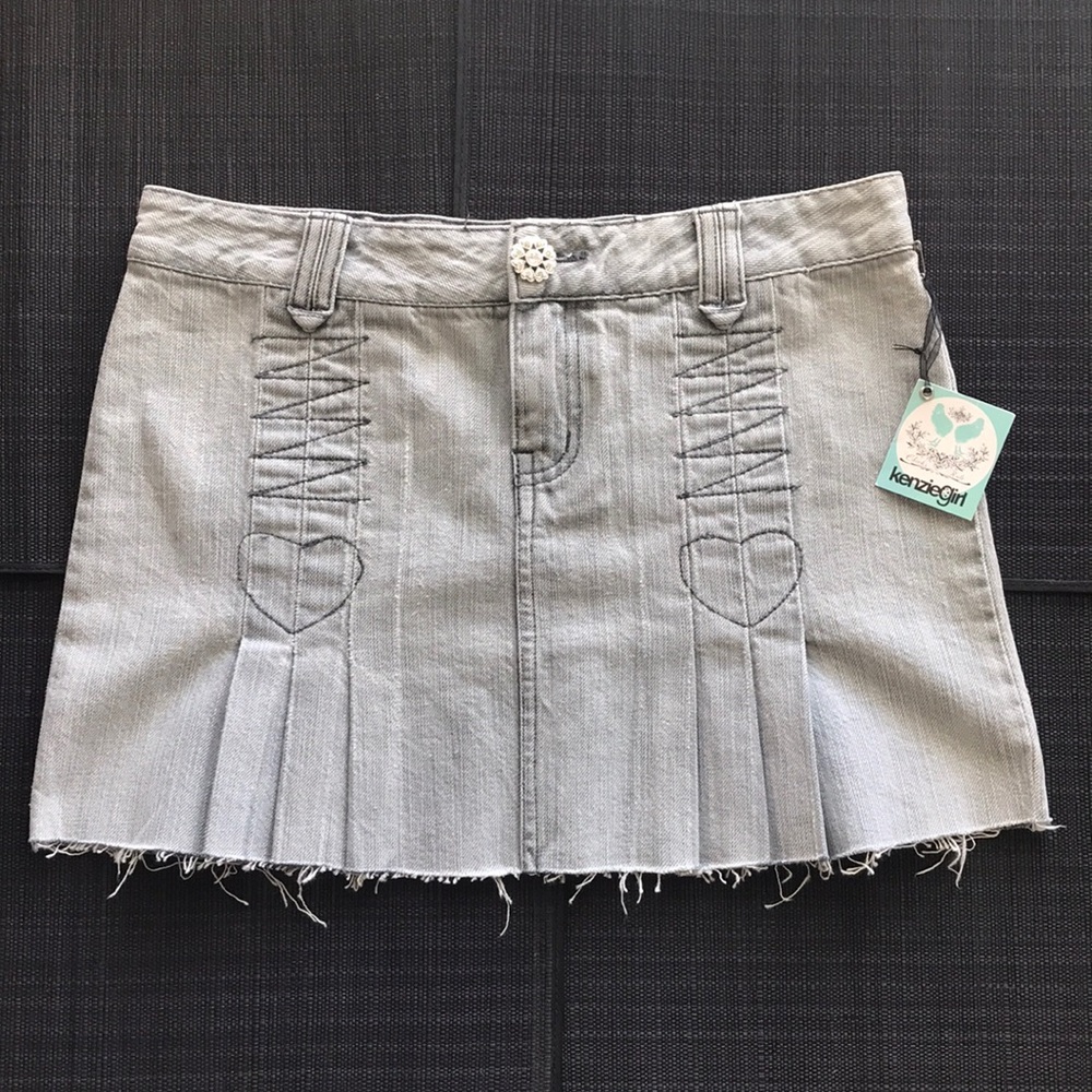Kenzie Girl Brand - Denim Heart Skirt (Rare HTF) - Picture 1 of 11